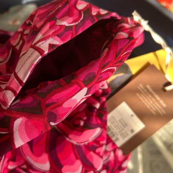 Kika Vargas x Target Mum Floral Scallop Edge Mini Skirt Size 4 NWT Pink Floral - Picture 10 of 10